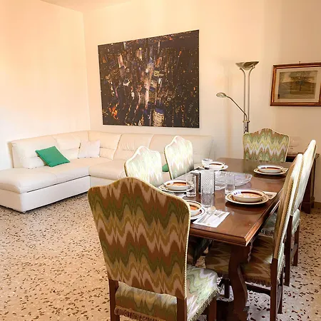 Ponchielli 8 - Vintage Flat Apartment *